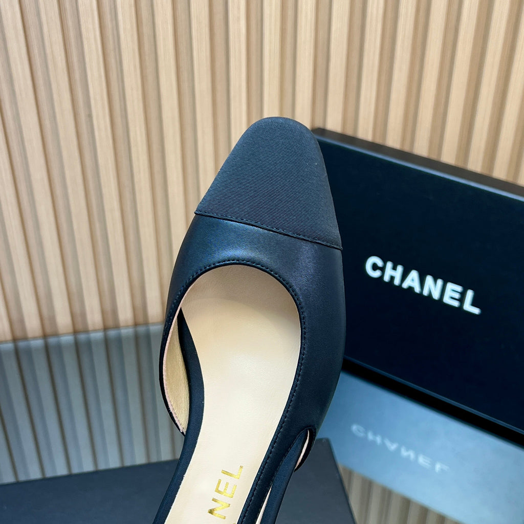 CHANEL 25S SLINGBACK SHOE FLATS IN BLACK SILK