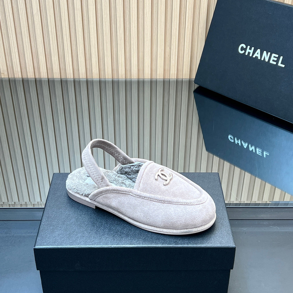 CHANEL 25S BACK STRAP MULE 15MM IN LIGHT PURPLE SUEDE AND WOOL SILVER HARDWRE