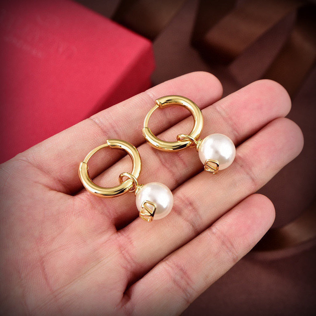 18K Valentino Pearl Earrings