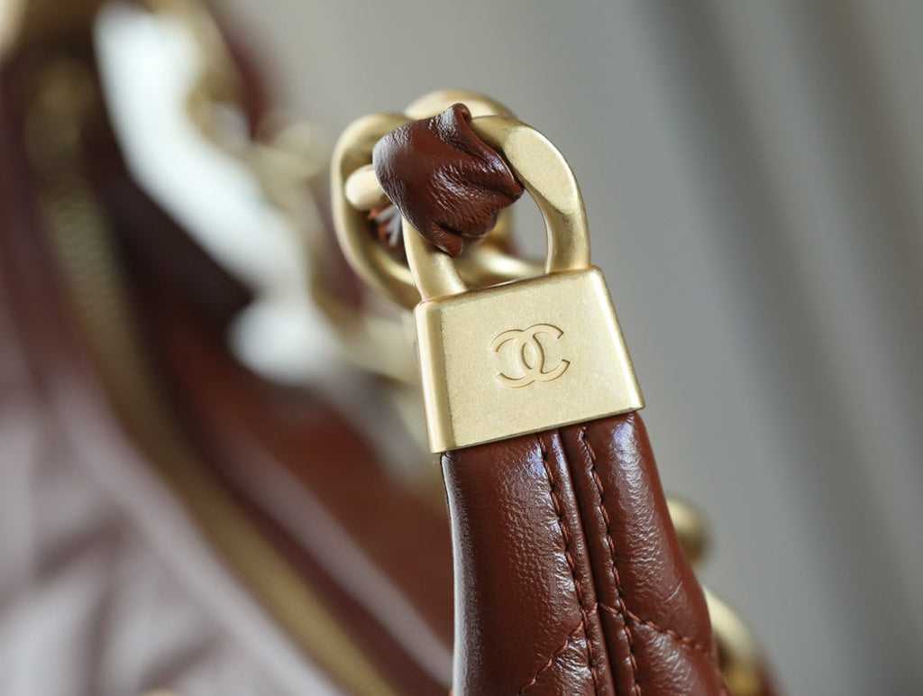CHANEL 25S HOBO BAG 32 CM IN BROWN LAMBSKIN WITH GOLD HARDWARE