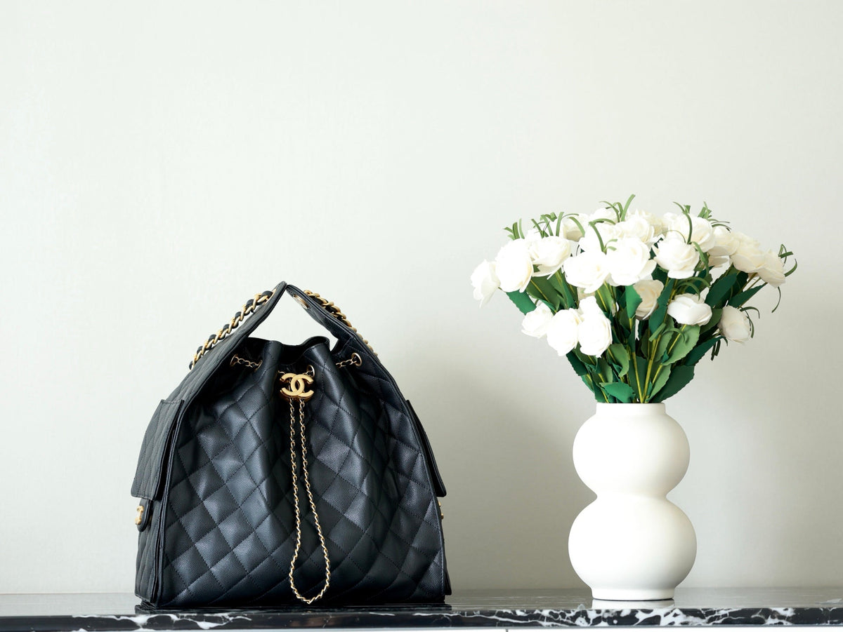 CHANEL 25S HOBO BAG 40 CM IN BLACK LAMBSKIN WITH GOLD HARDWARE